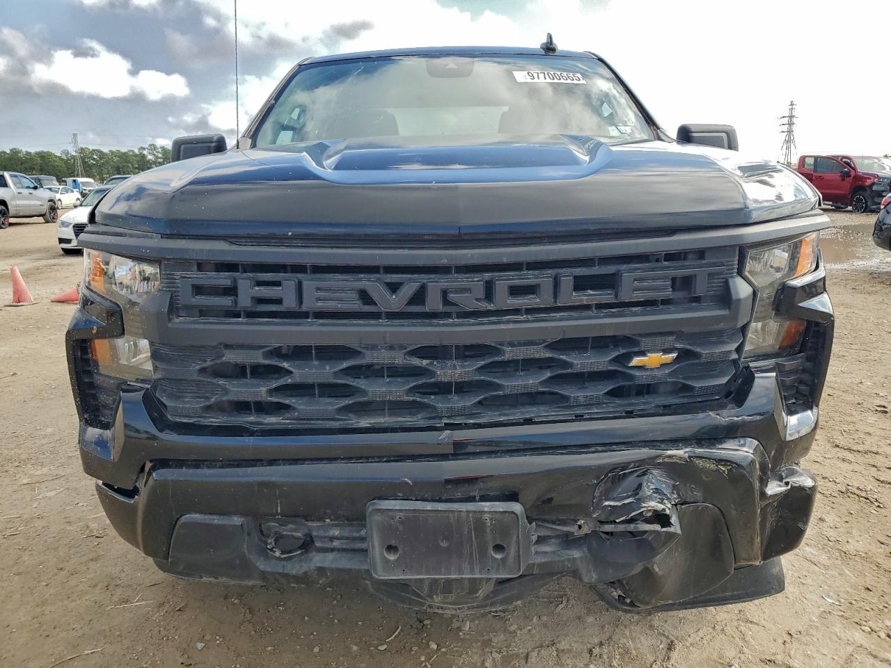 2023 CHEVROLET SILVERADO C1500 CUSTOM photo 5