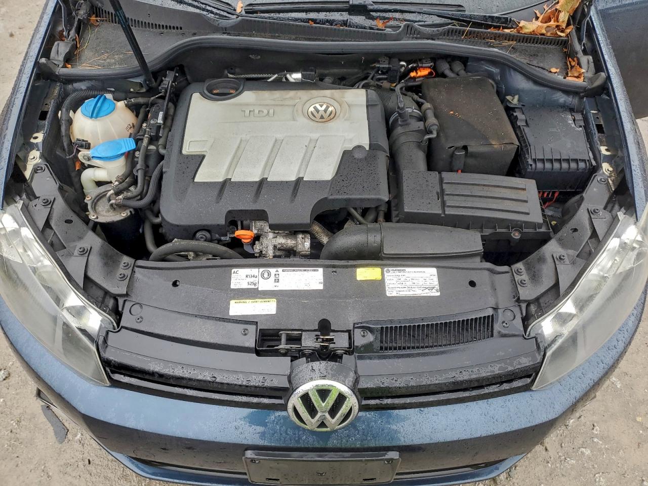 2012 VOLKSWAGEN GOLF photo 12