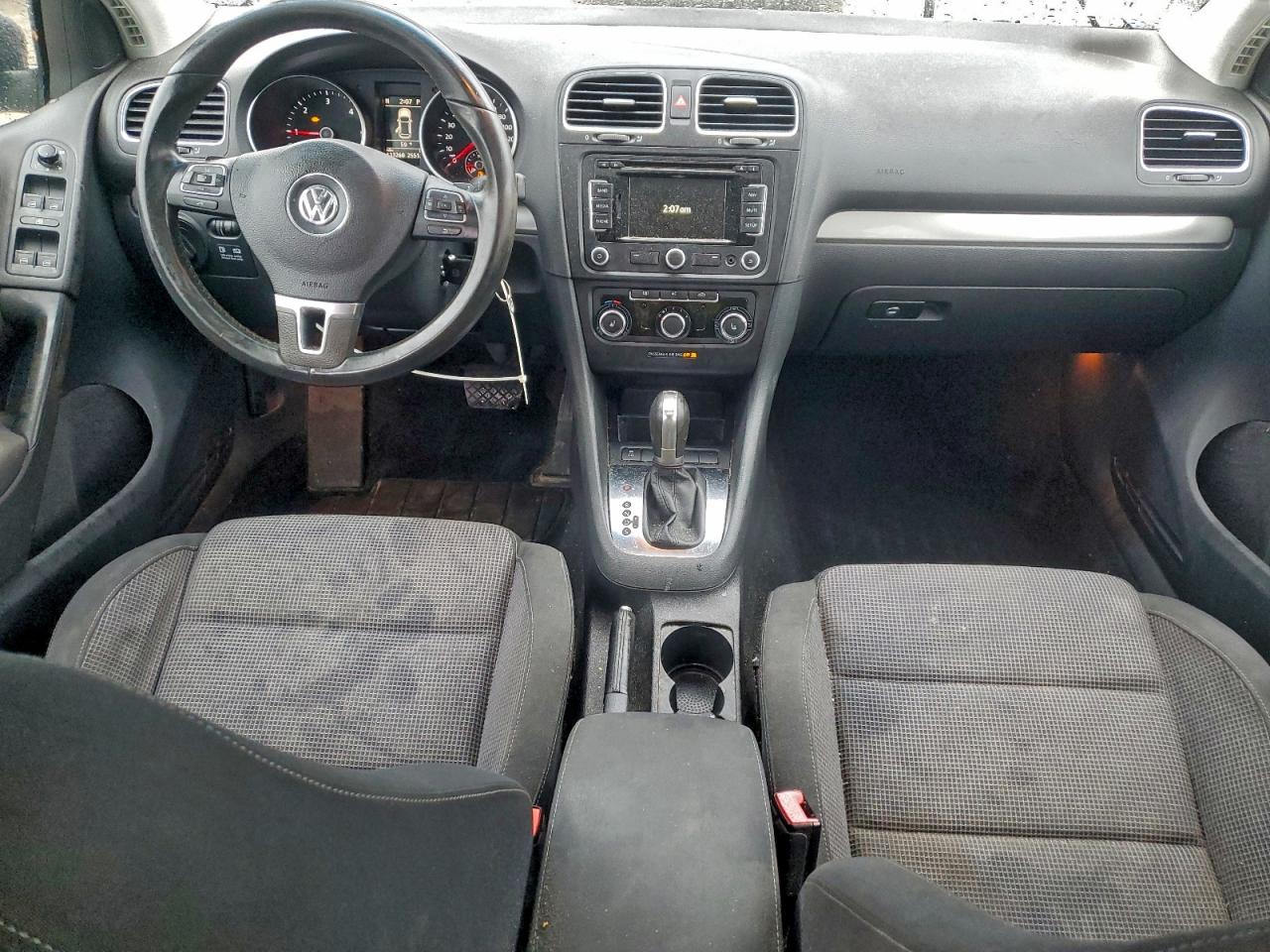 2012 VOLKSWAGEN GOLF photo 8