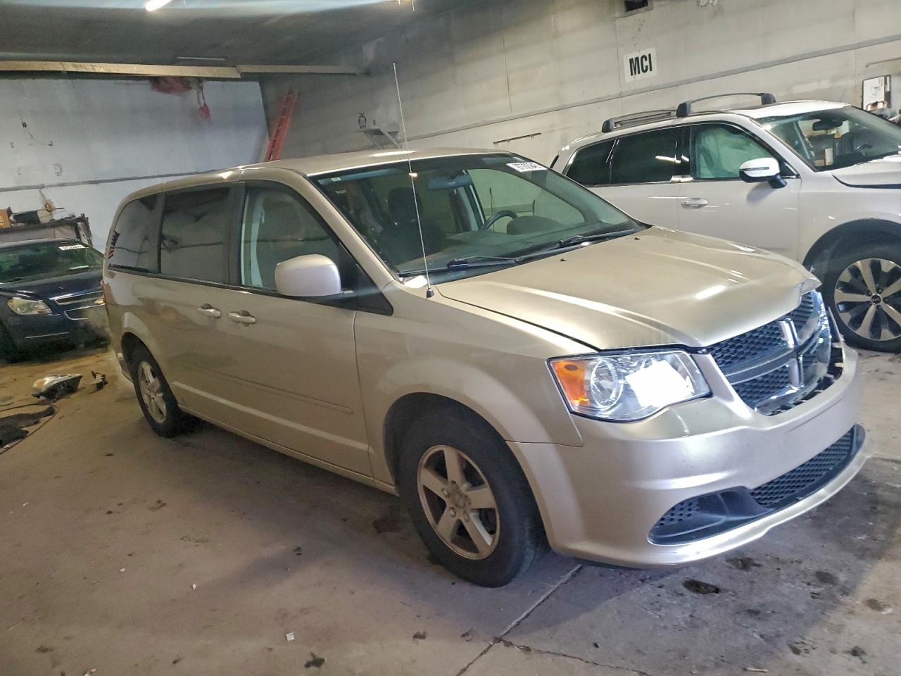 2012 DODGE GRAND CARAVAN SXT photo 4