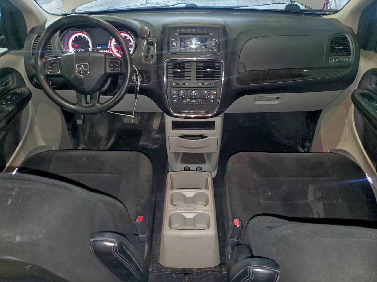2012 DODGE GRAND CARAVAN SXT photo 8