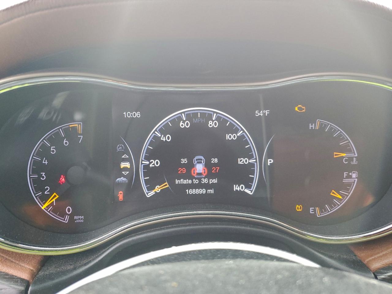 2016 JEEP GRAND CHEROKEE SUMMIT photo 9