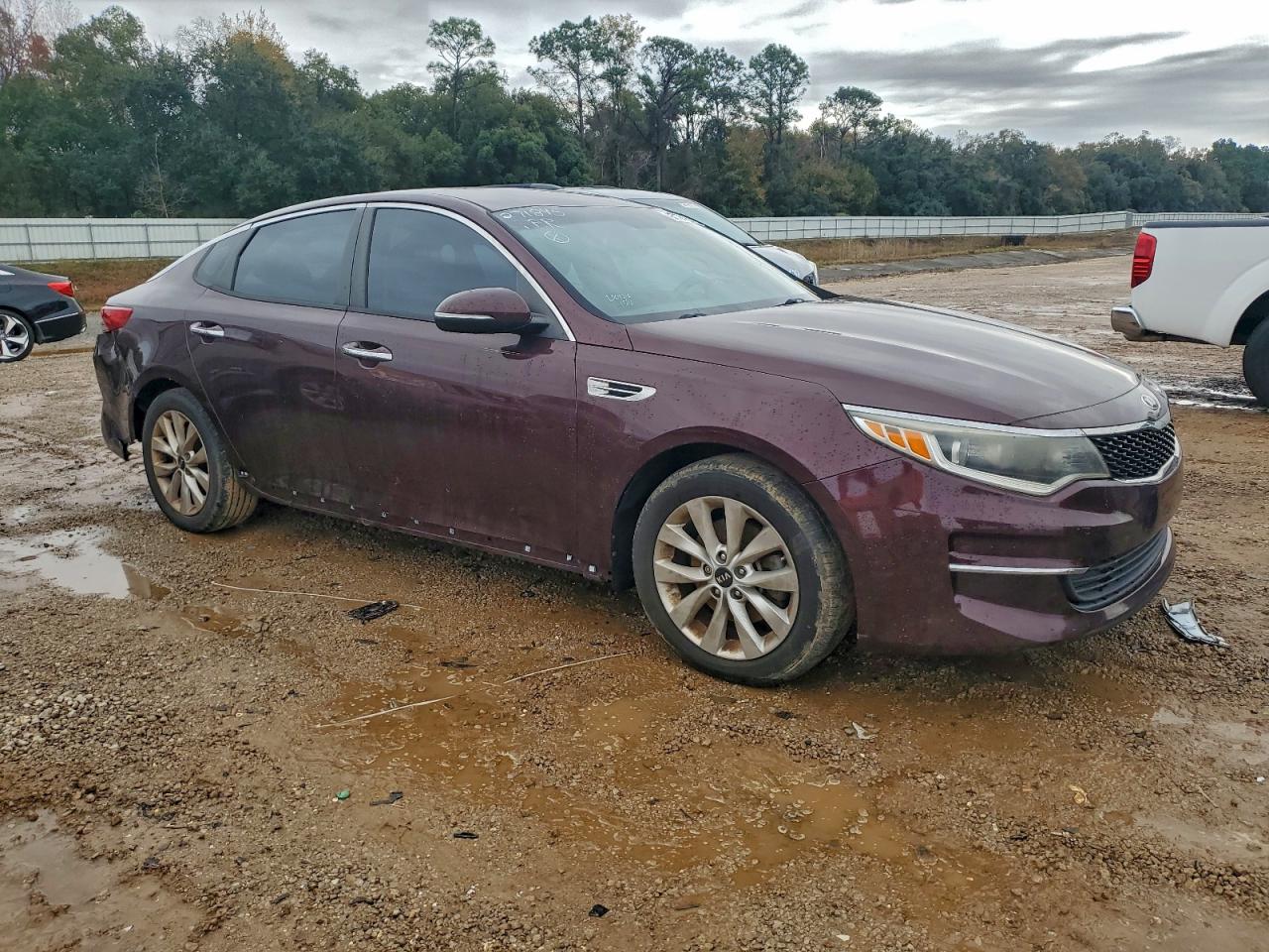 2018 KIA OPTIMA LX photo 4