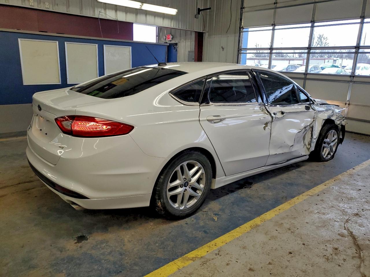 2016 FORD FUSION SE photo 3