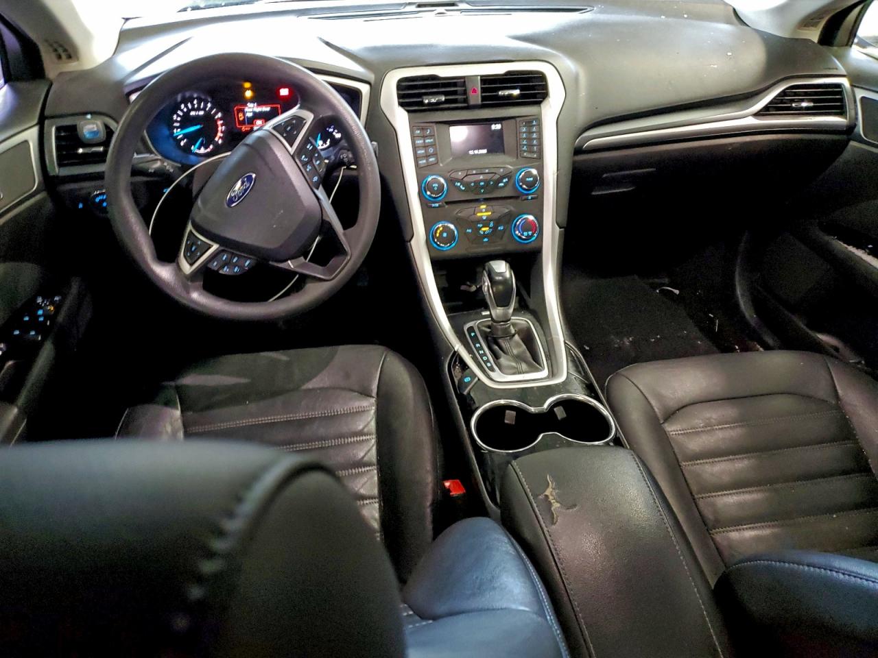 2016 FORD FUSION SE photo 8