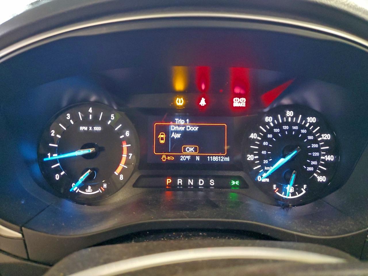 2016 FORD FUSION SE photo 9