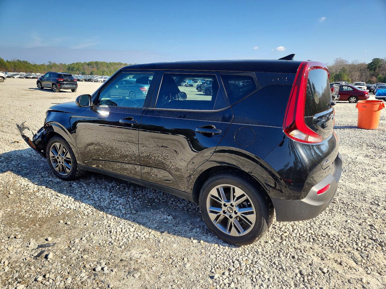 2021 KIA SOUL LX photo 2