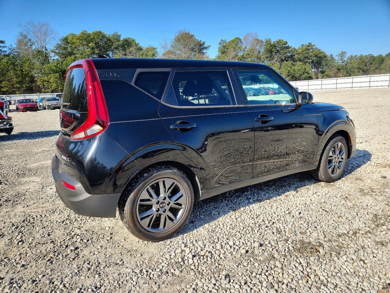 2021 KIA SOUL LX photo 3