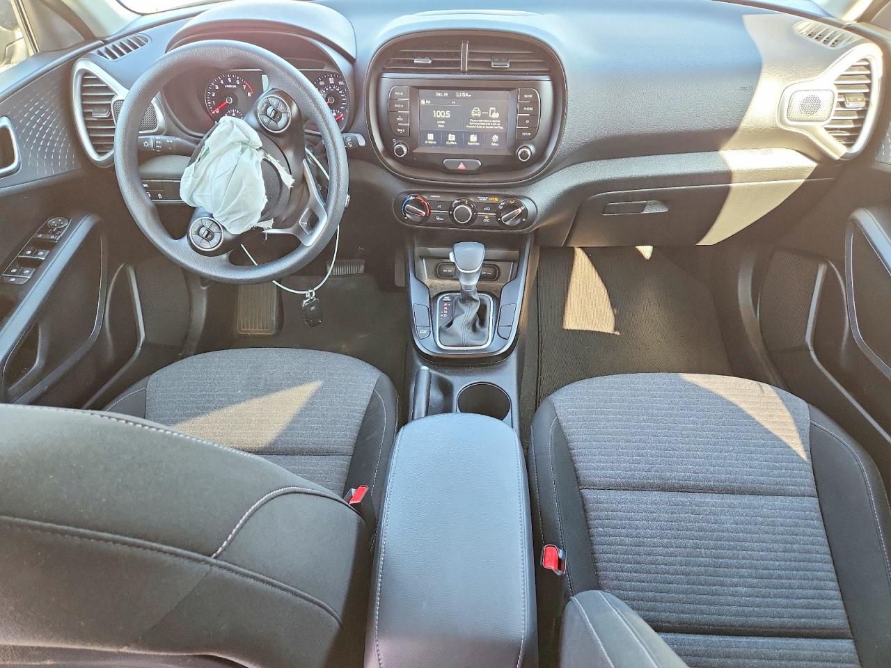 2021 KIA SOUL LX photo 8