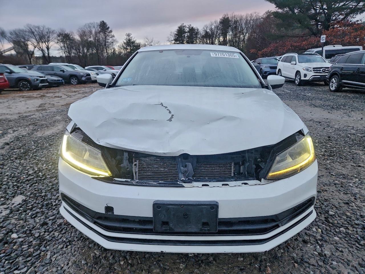 2017 VOLKSWAGEN JETTA S photo 5