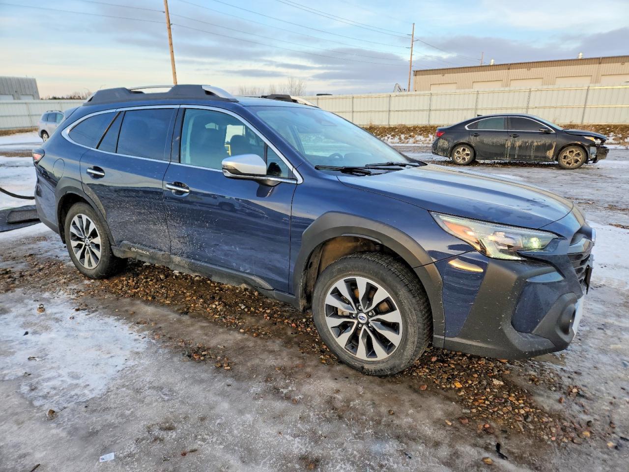 2023 SUBARU OUTBACK TOURING photo 4