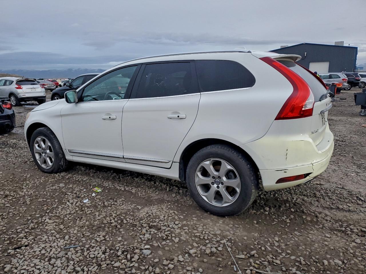 2016 VOLVO XC60 T5 PREMIER photo 3