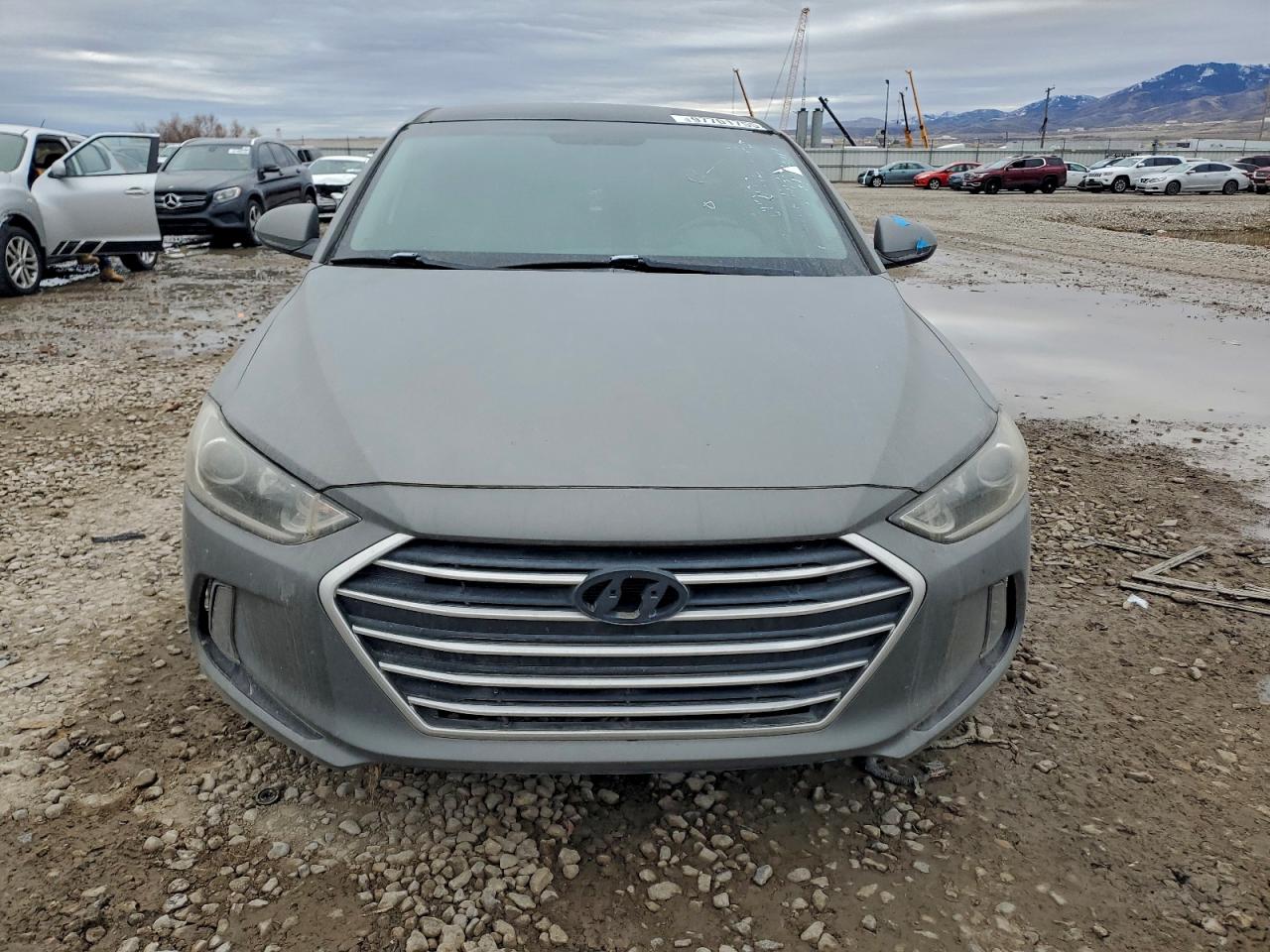2017 HYUNDAI ELANTRA SE photo 5