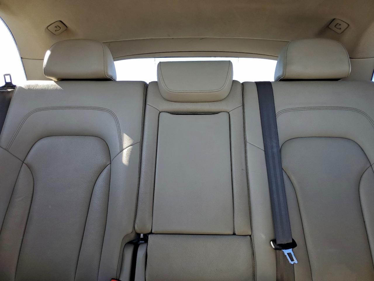 2012 AUDI Q5 PREMIUM PLUS photo 10