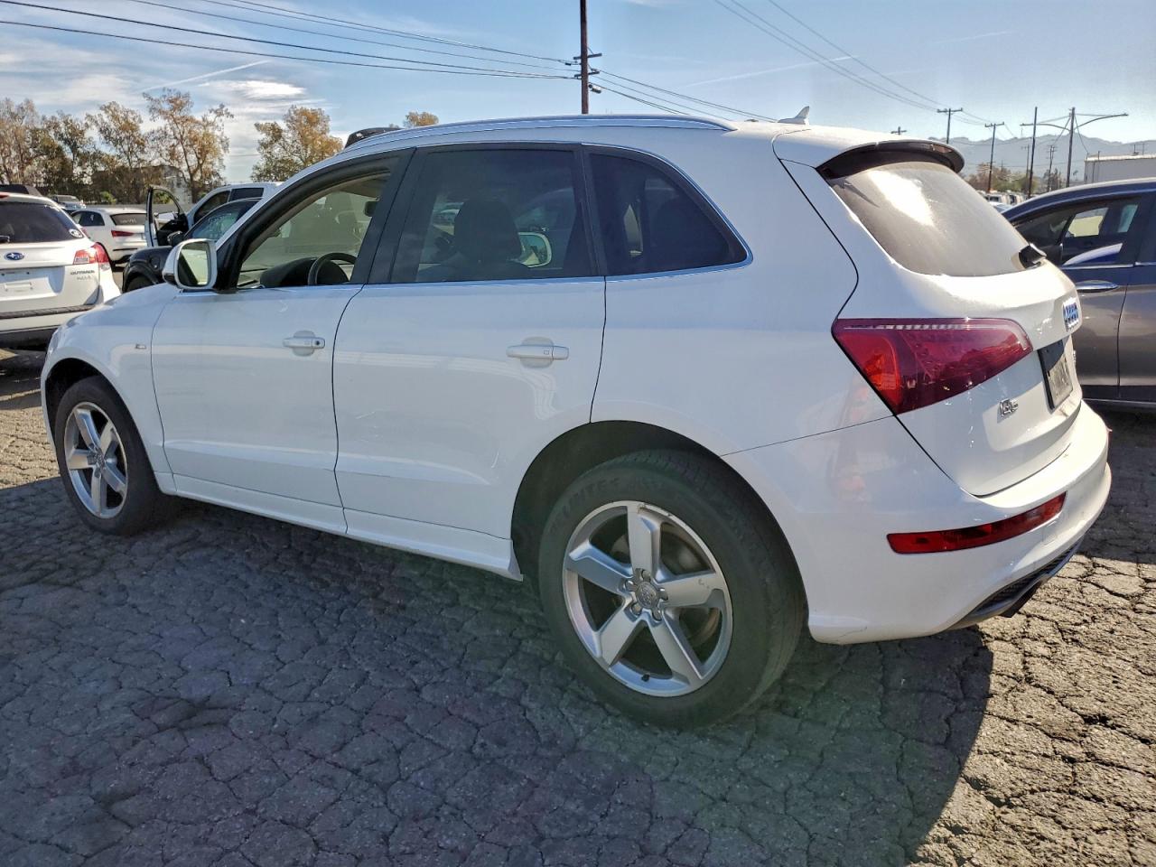 2012 AUDI Q5 PREMIUM PLUS photo 2