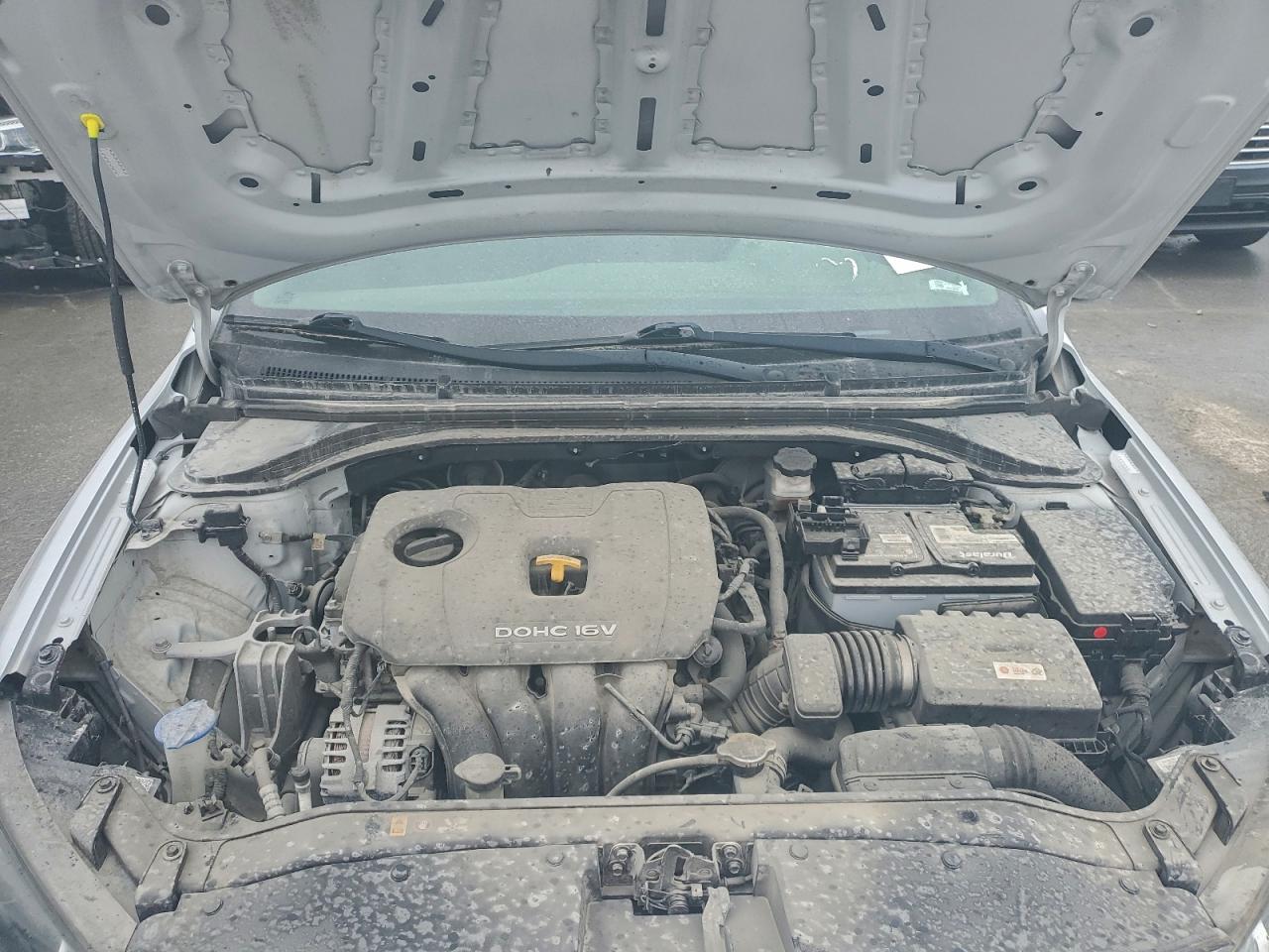2017 HYUNDAI ELANTRA SE photo 11