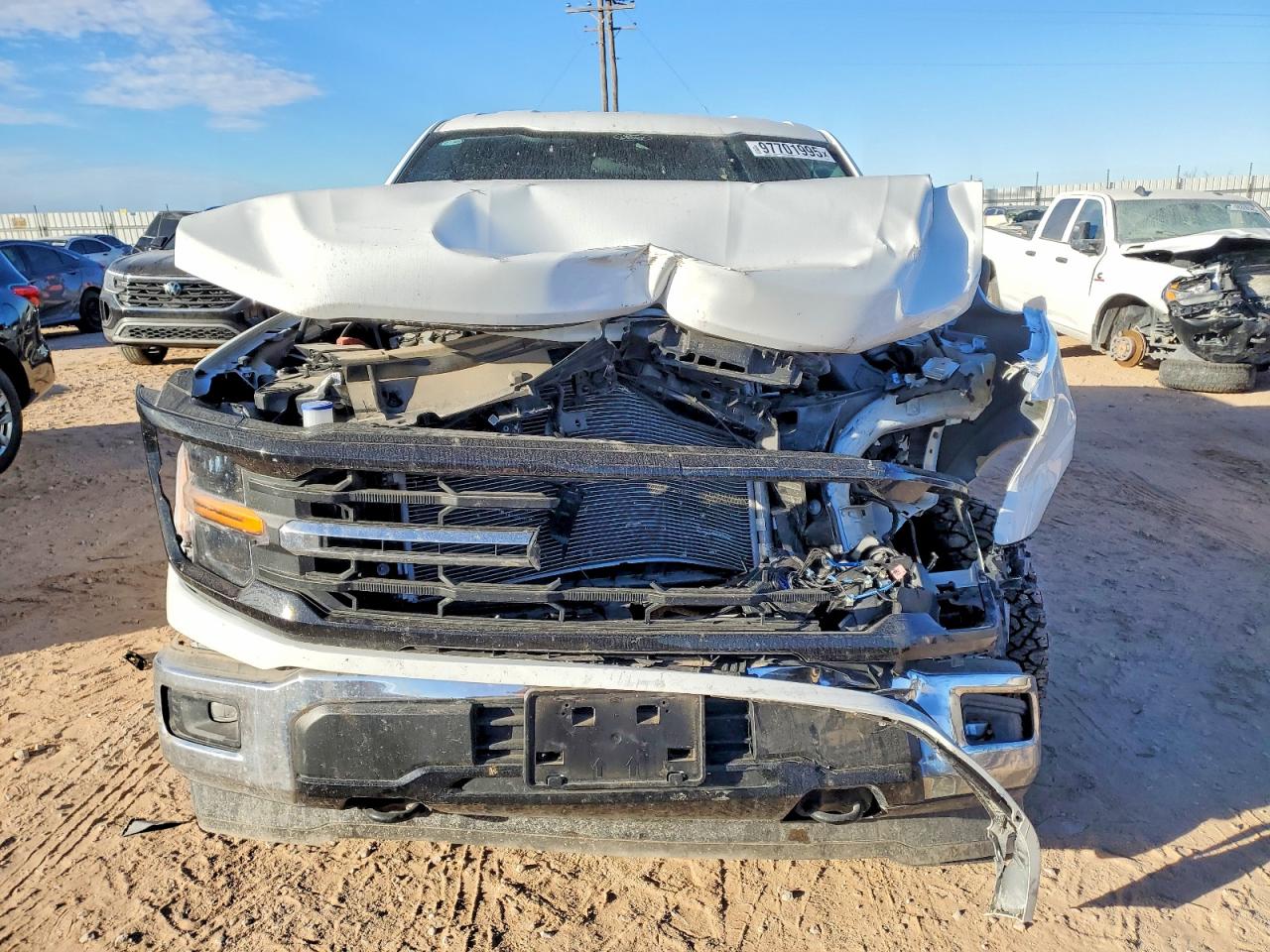 2025 FORD F150 XLT photo 5