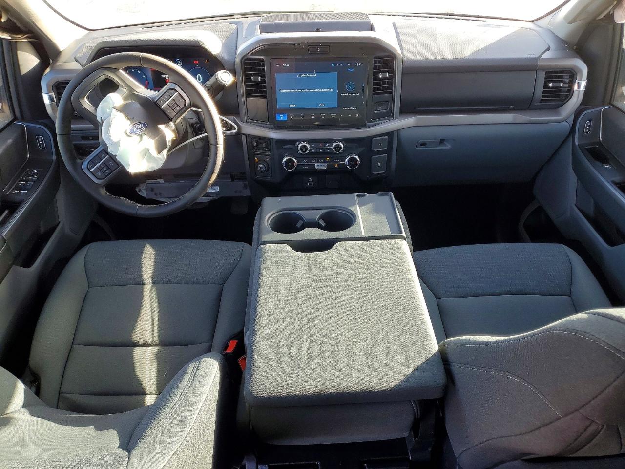 2025 FORD F150 XLT photo 8