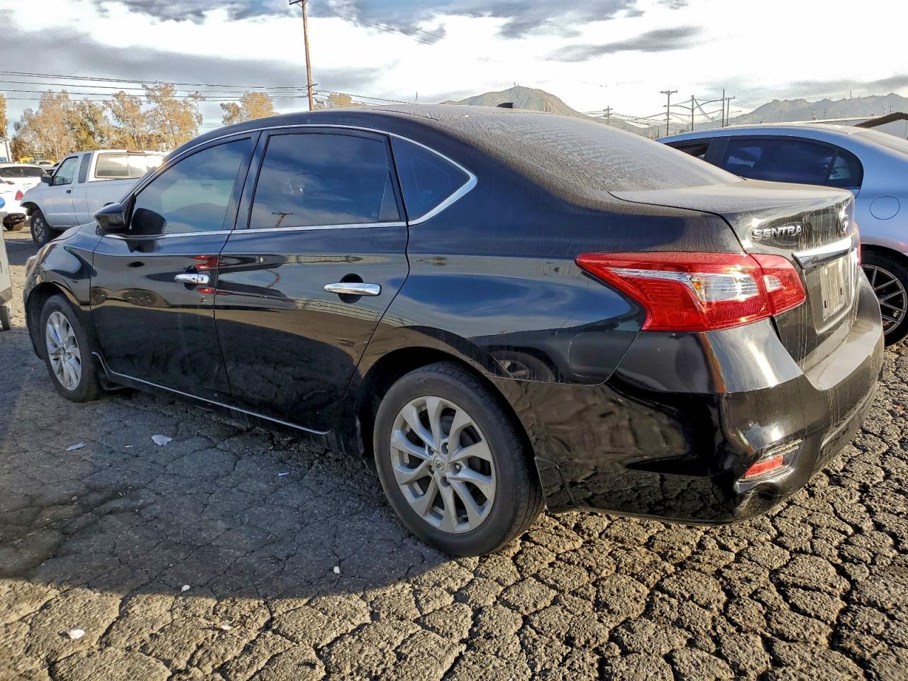 2019 NISSAN SENTRA S photo 2