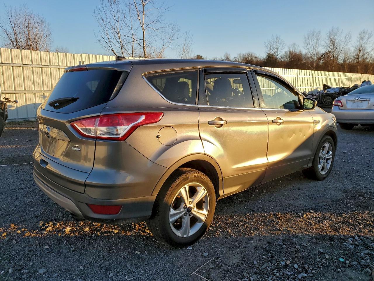 2014 FORD ESCAPE photo 5