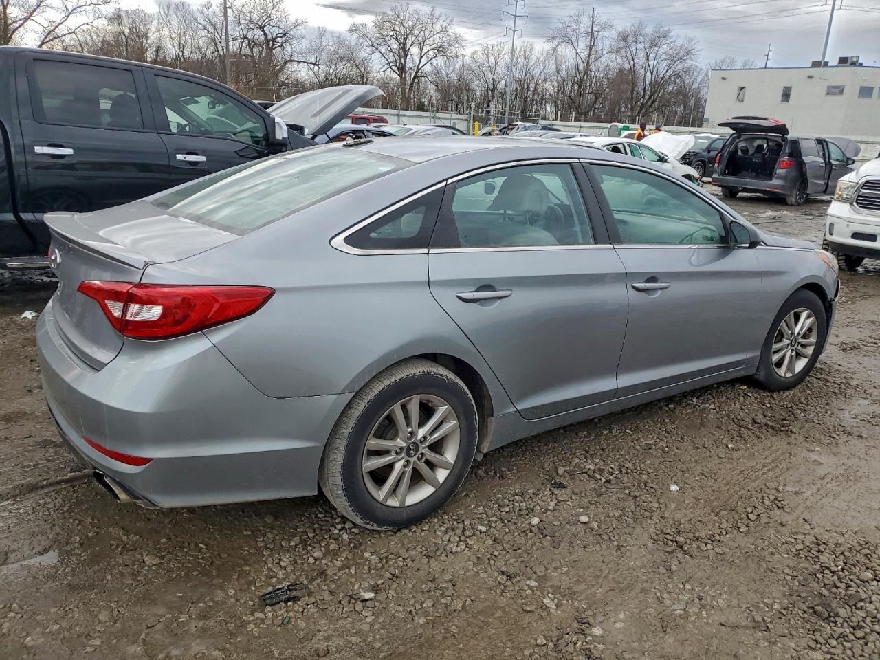 2016 HYUNDAI SONATA SE photo 3