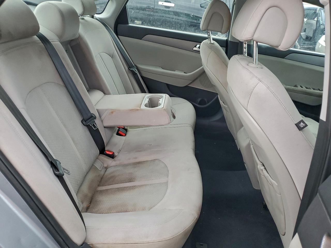 2016 HYUNDAI SONATA SE photo 10