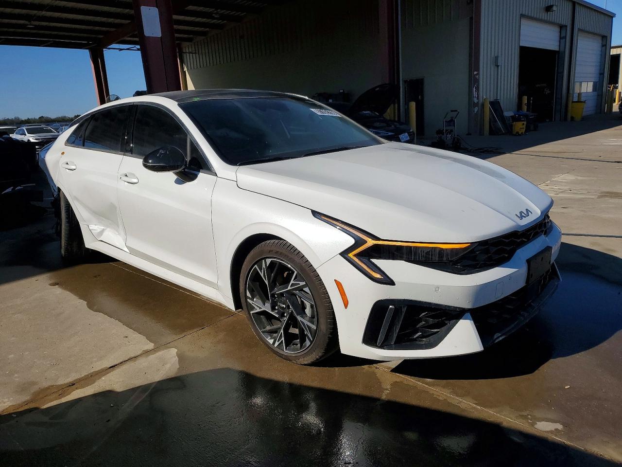 2025 KIA K5 GT LINE photo 4
