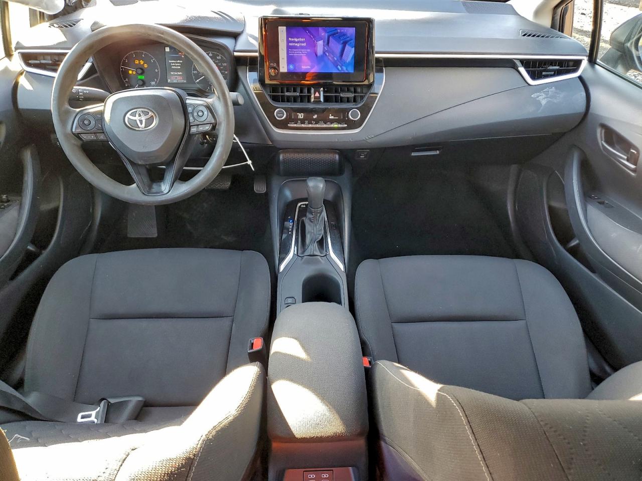2023 TOYOTA COROLLA LE photo 8