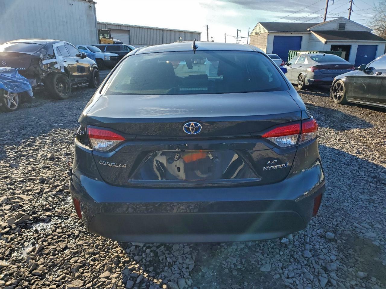 2023 TOYOTA COROLLA LE photo 6