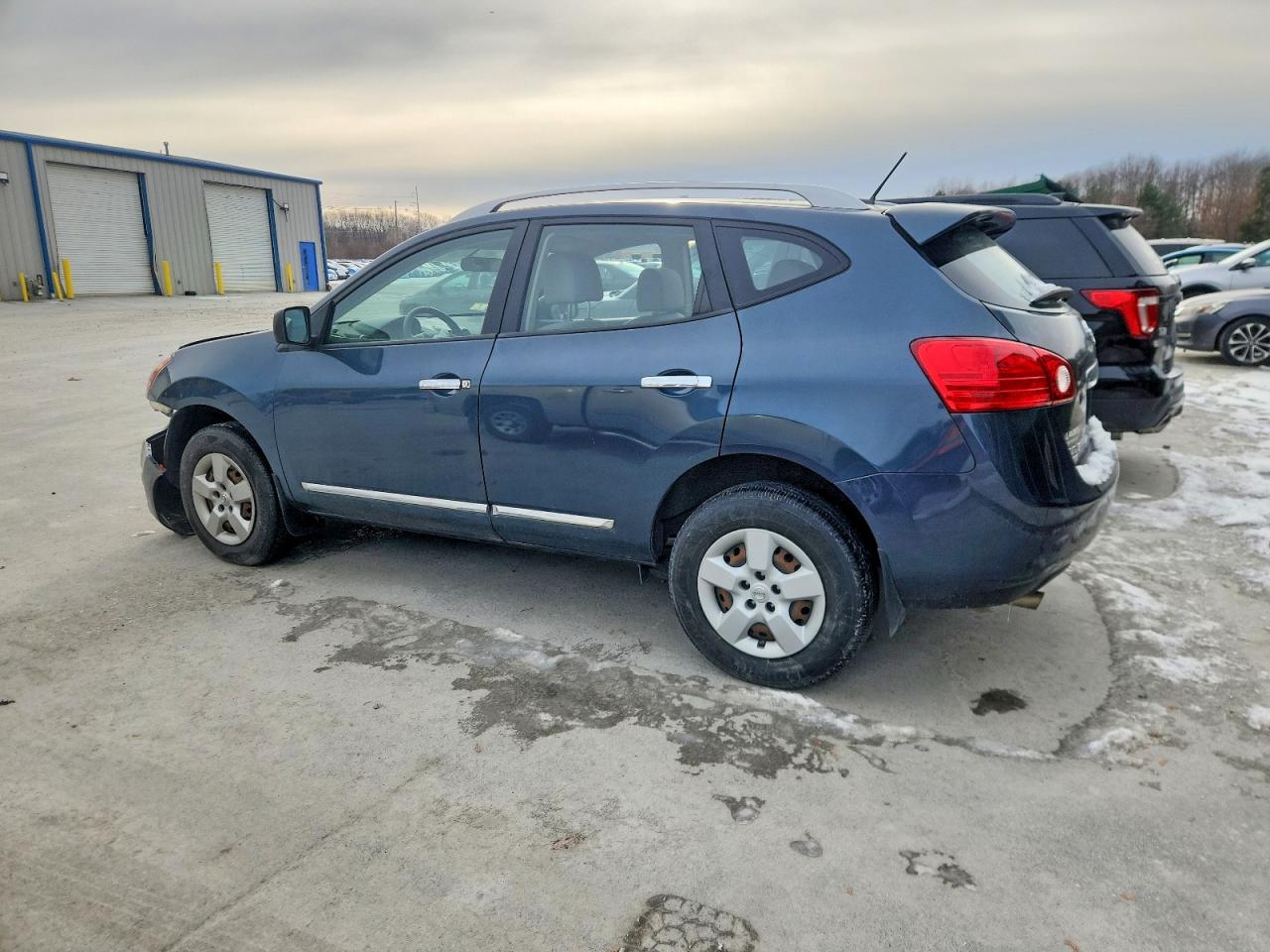 2015 NISSAN ROGUE SELECT S photo 2