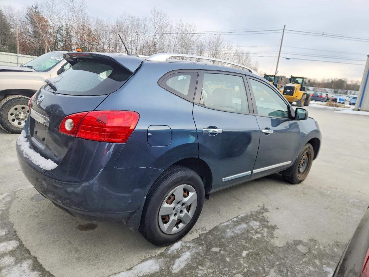 2015 NISSAN ROGUE SELECT S photo 3
