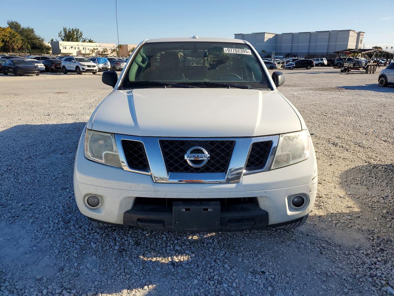 2018 NISSAN FRONTIER S photo 5