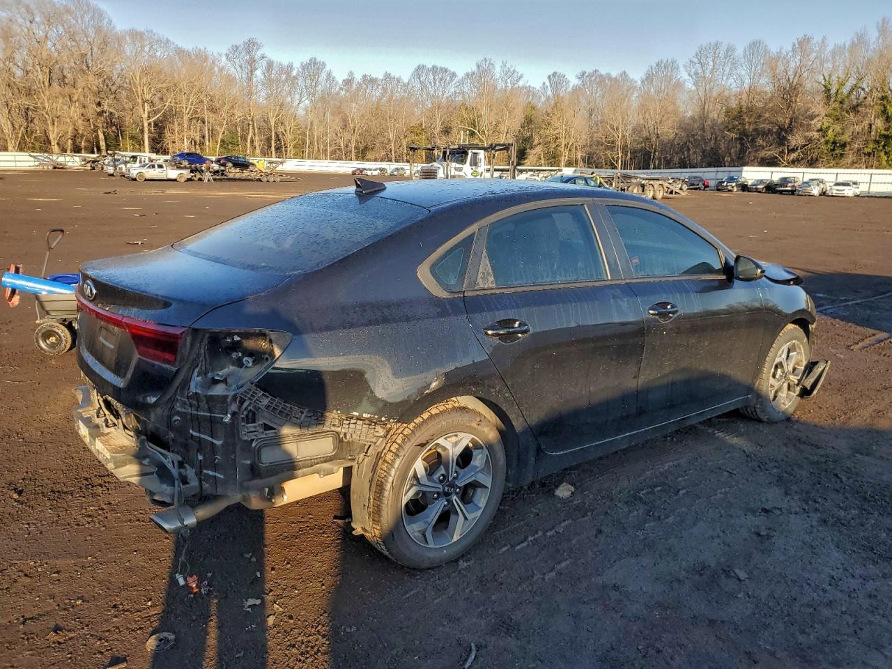 2020 KIA FORTE FE photo 3