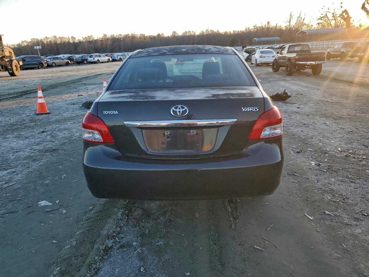 2007 TOYOTA YARIS photo 6