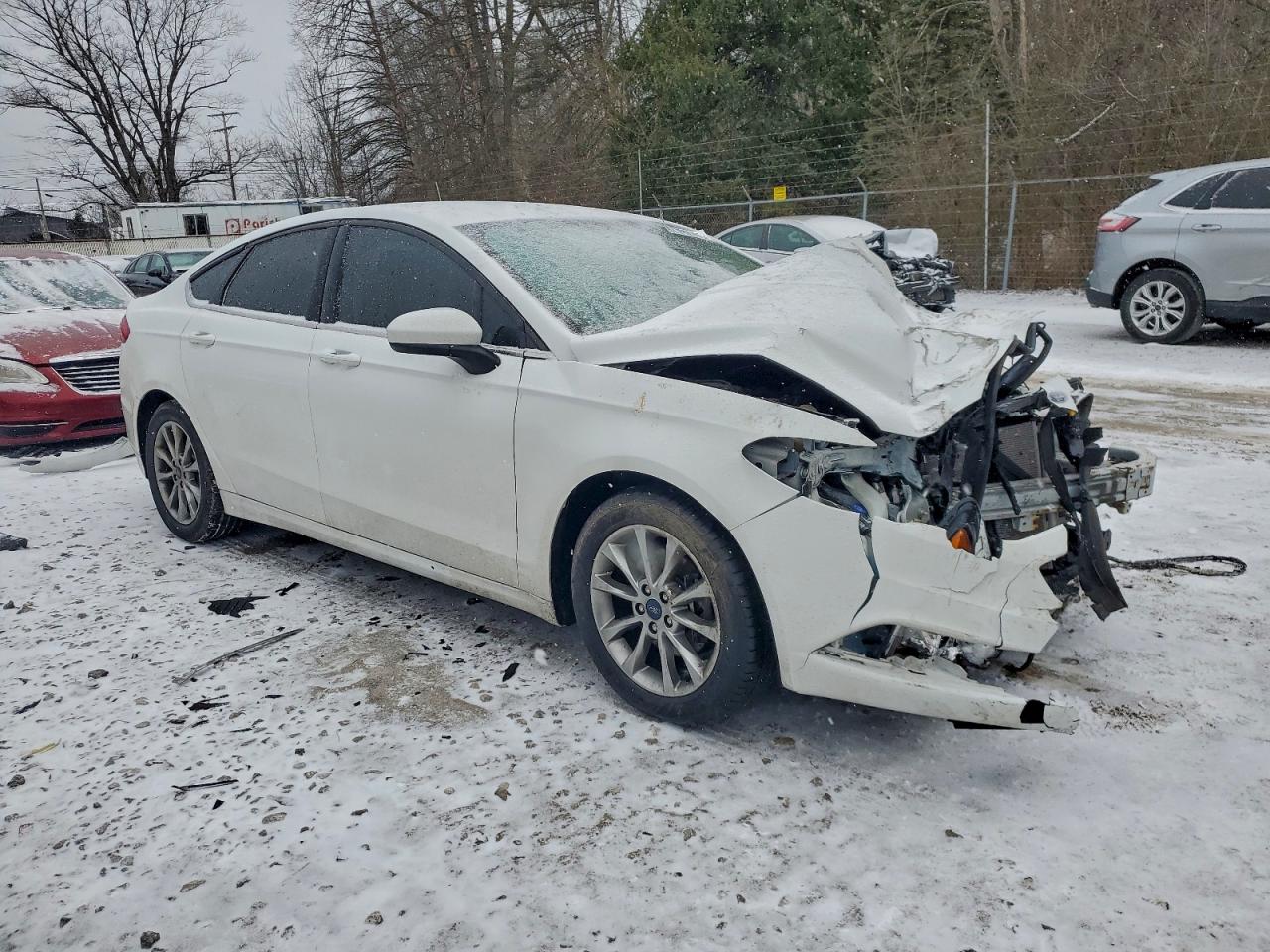 2017 FORD FUSION SE photo 4