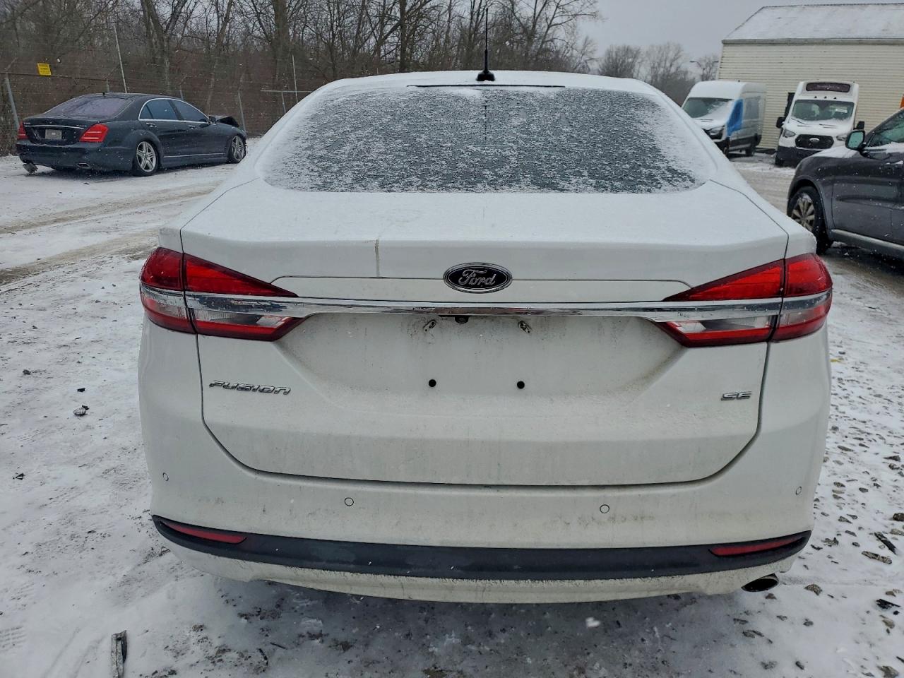 2017 FORD FUSION SE photo 6