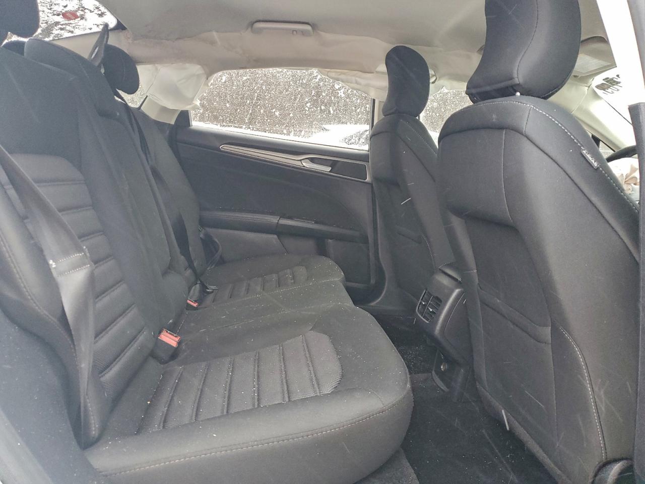 2017 FORD FUSION SE photo 10