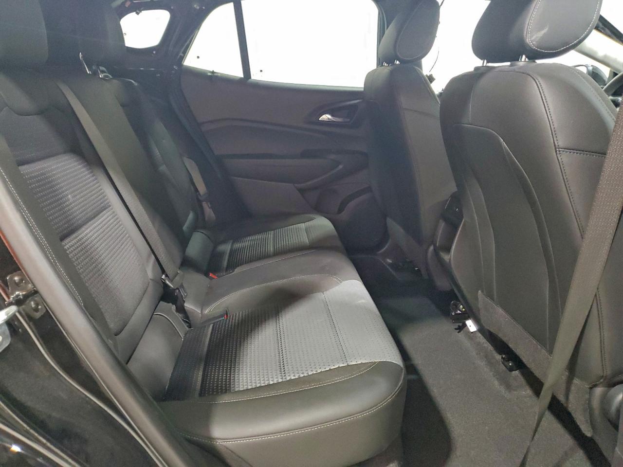 2025 CHEVROLET TRAX 1LT photo 11