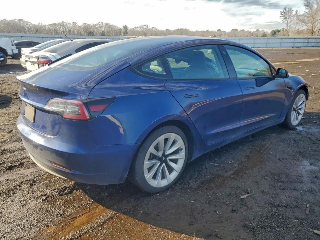 2022 TESLA MODEL 3 photo 3