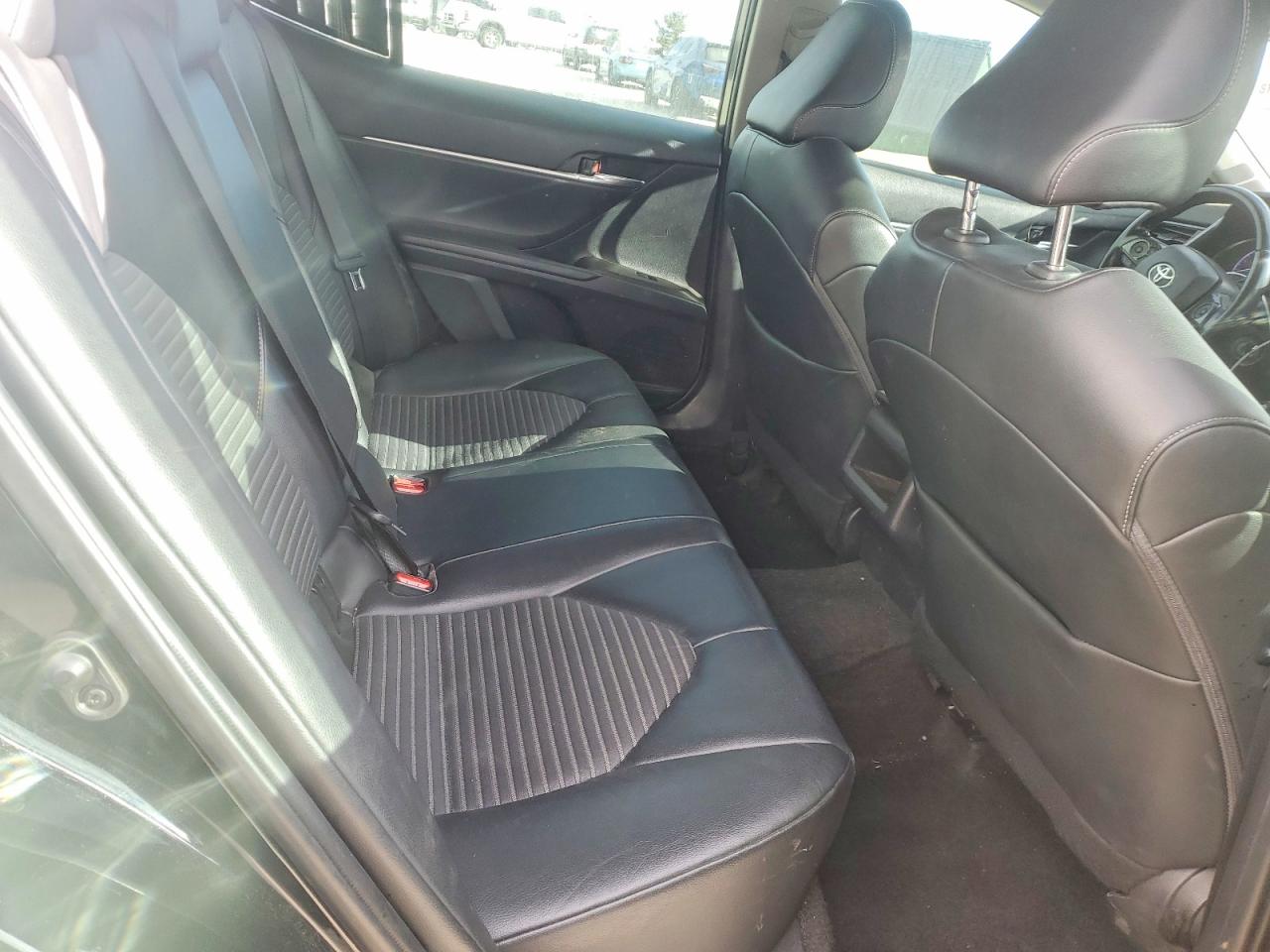 2021 TOYOTA CAMRY SE photo 10