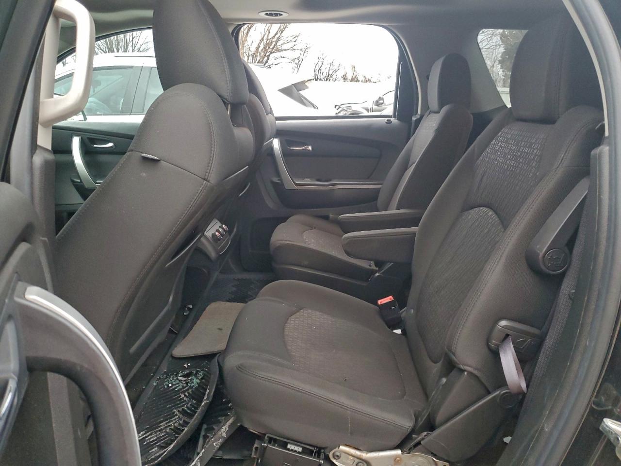 2011 GMC ACADIA SLE photo 11