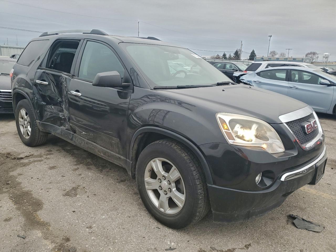 2011 GMC ACADIA SLE photo 4