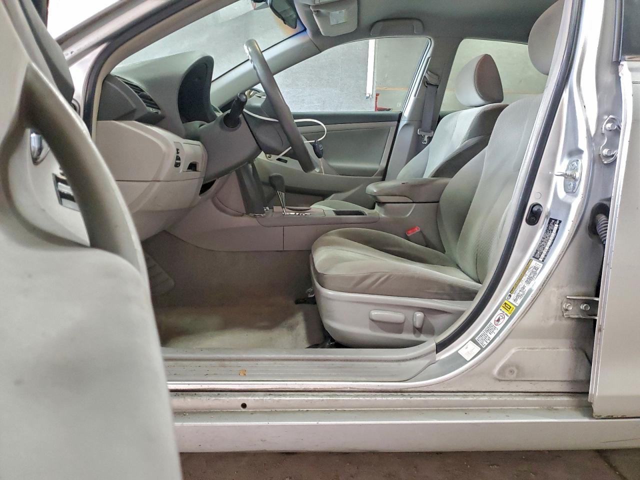 2007 TOYOTA CAMRY CE photo 7