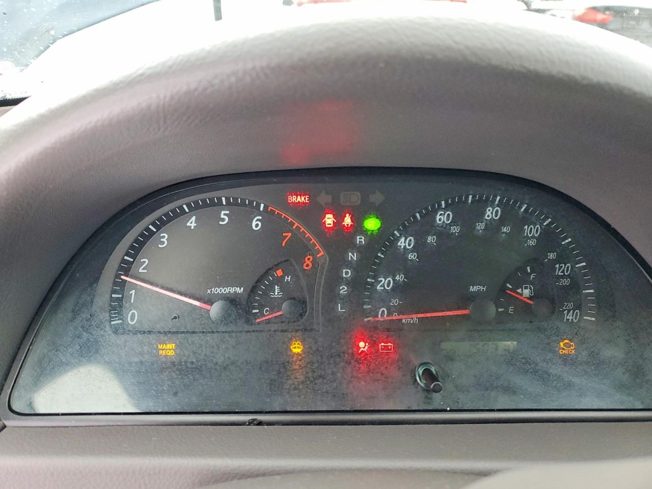 2004 TOYOTA CAMRY LE photo 9