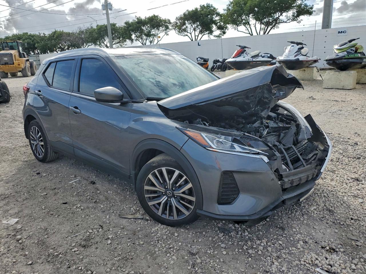 2021 NISSAN KICKS SV photo 4