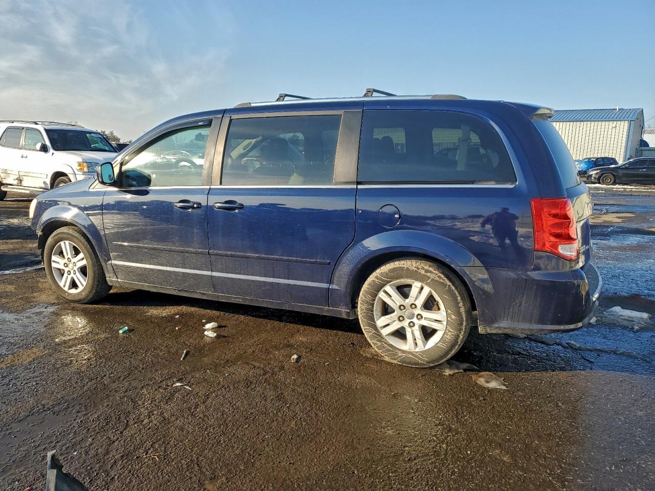 2012 DODGE GRAND CARAVAN CREW photo 2