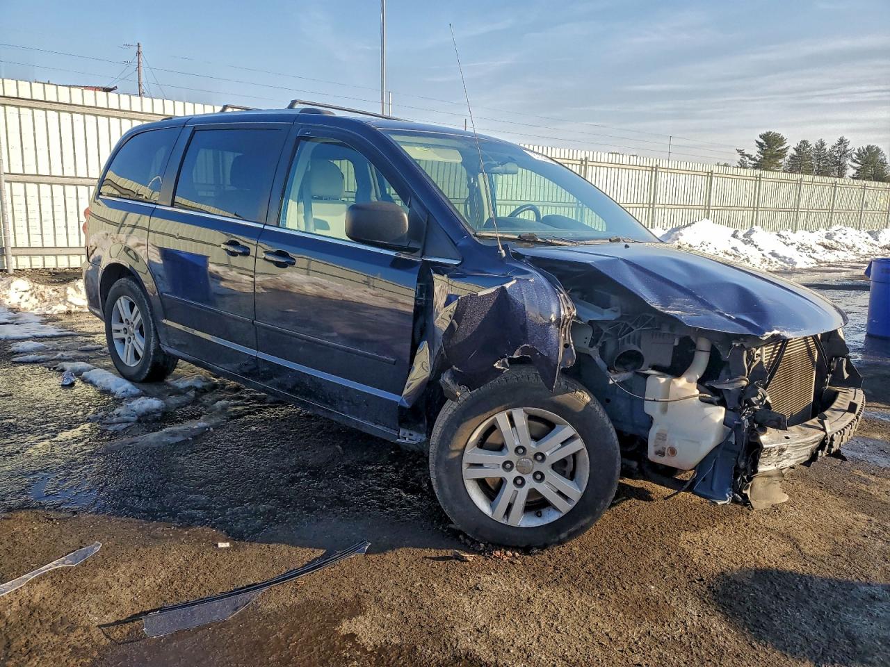 2012 DODGE GRAND CARAVAN CREW photo 4
