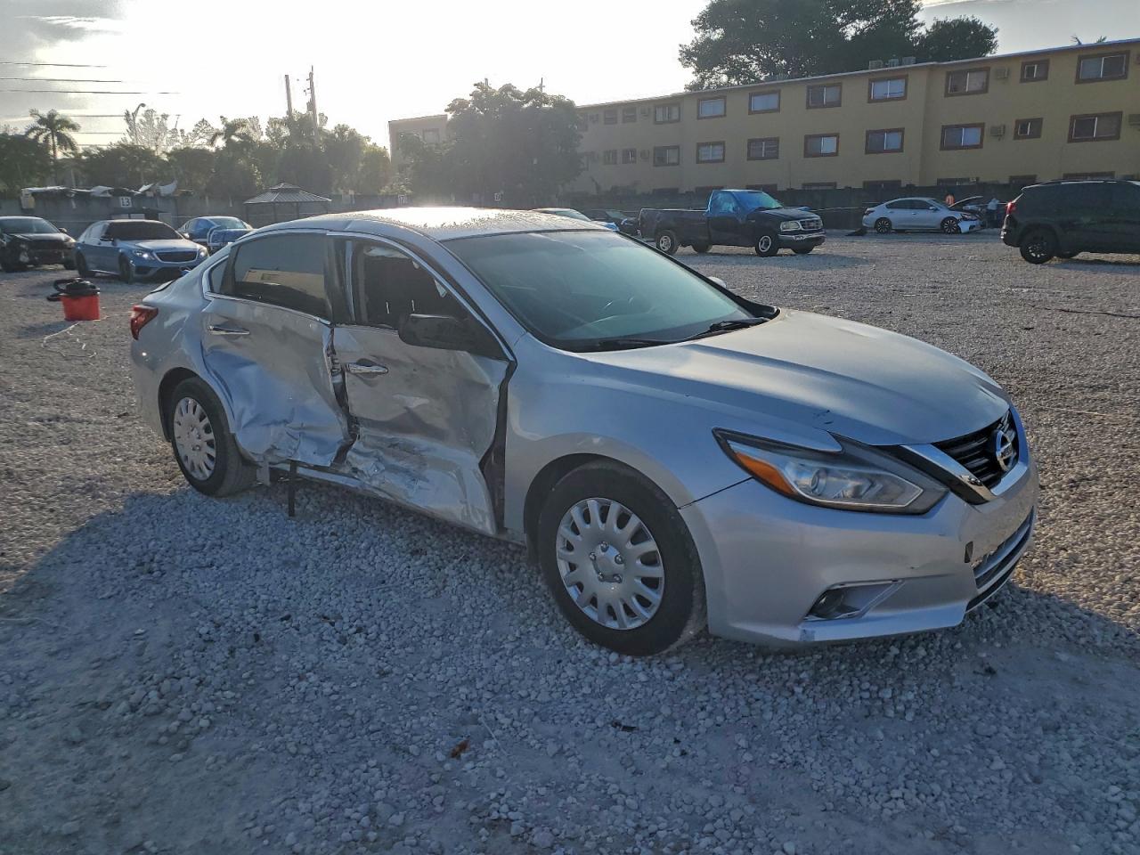 2018 NISSAN ALTIMA 2.5 photo 4