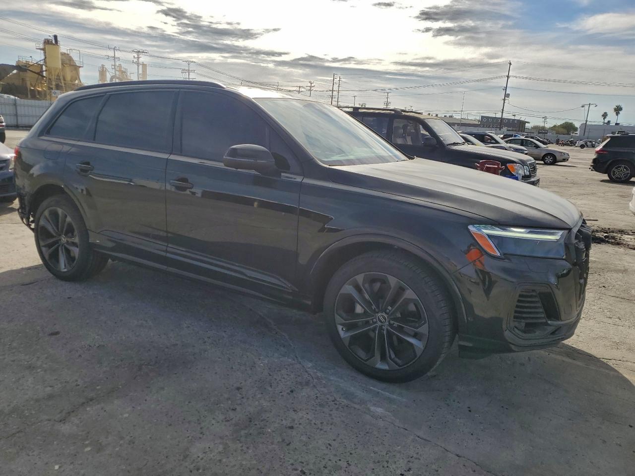 2025 AUDI Q7 PREMIUM PLUS photo 4