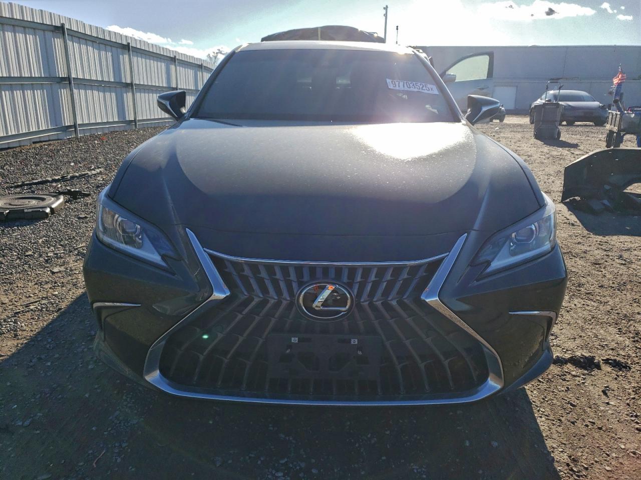 2023 LEXUS ES 300H BASE photo 5